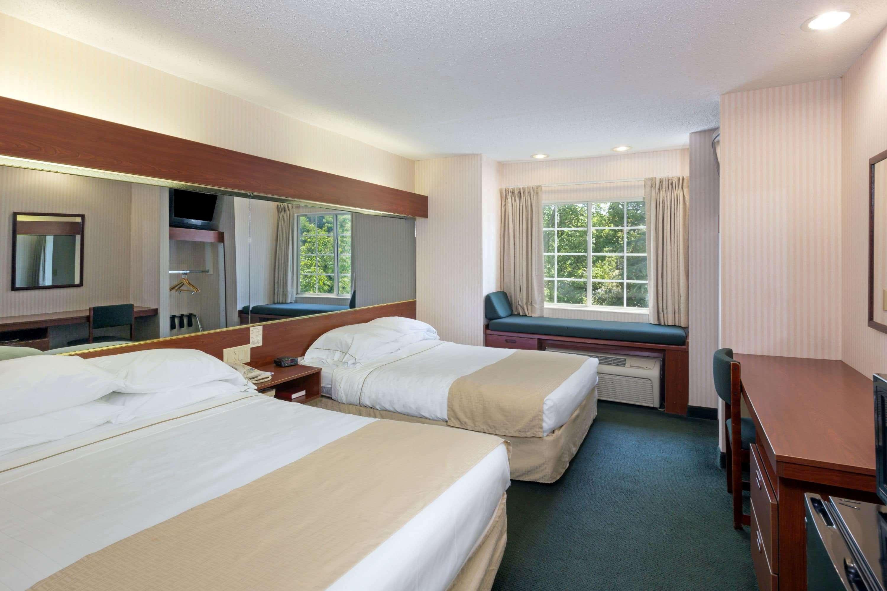 Microtel Inn & Suites By Wyndham Matthews/Charlotte Luaran gambar